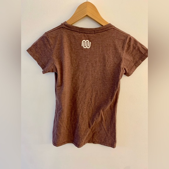 Me to We Style “Be the Change” Tshirt, size Small. Brown. Unisex. Great shape - Picture 2 of 5